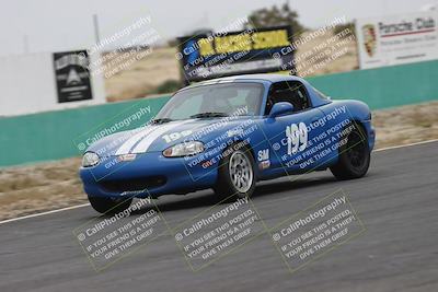 media/Jun-01-2025-CalClub SCCA (Sun) [[eae223c5dd]]/Group 5/Race (Front Straight)/